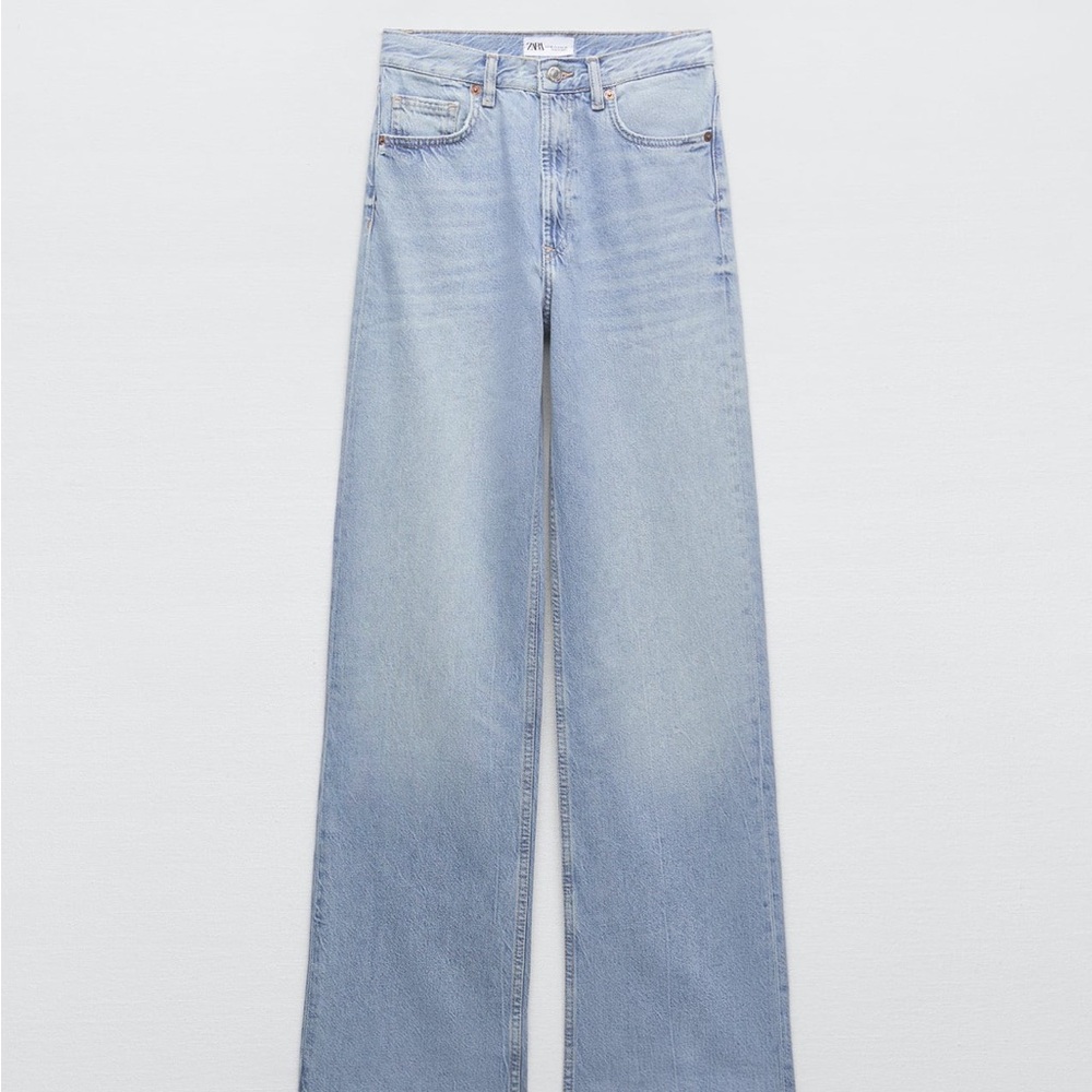Light wash straight leg jeans